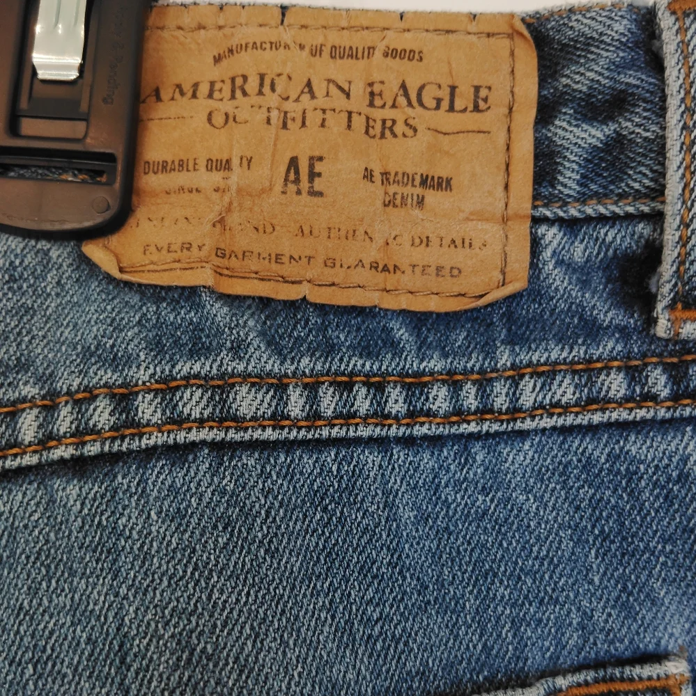 American Eagle Outfitters Button-Fly Denim Blue Jeans sz‎ 40
